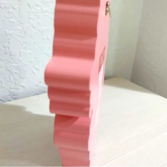 ❤️🎀Hello Kitty Valentine’s Day Love Wooden Decor Wall Art Table Sign 2024 - Picture 3 of 3